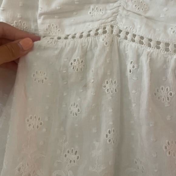 ASTR Amoura White Eyelit Top - Picture 8 of 9